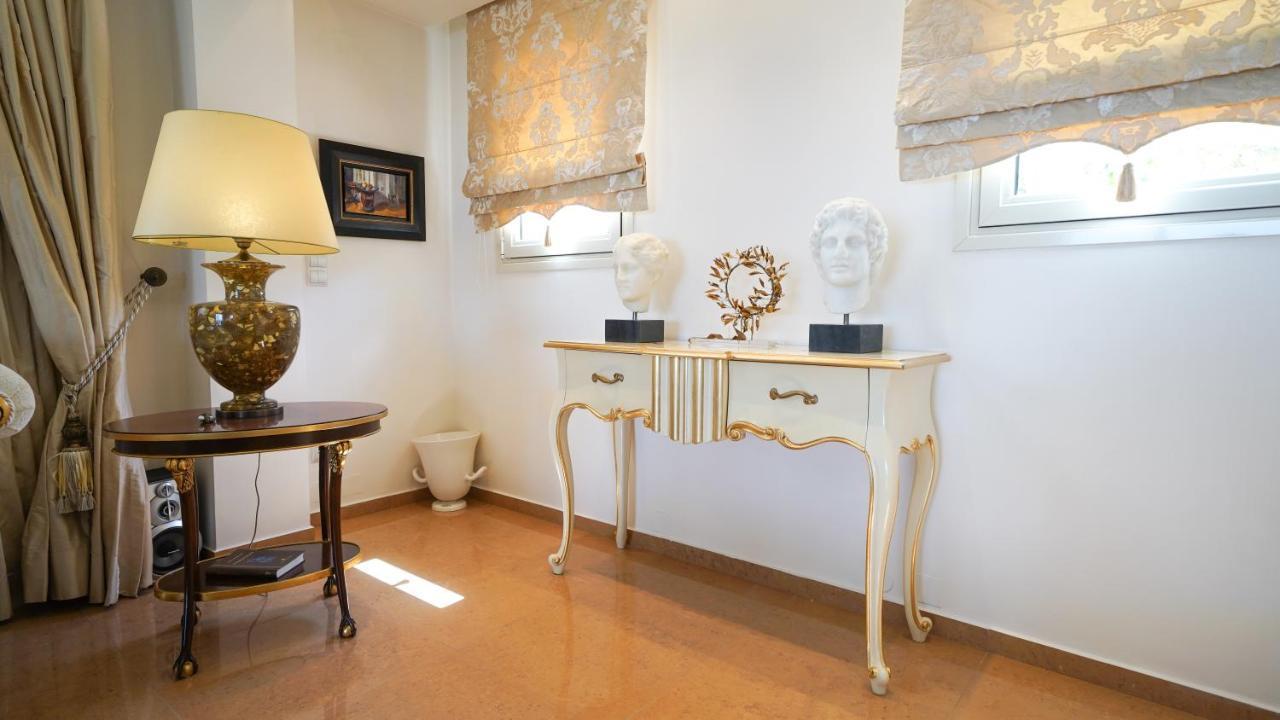 Luxury Villa Allure Dhafnes ภายนอก รูปภาพ