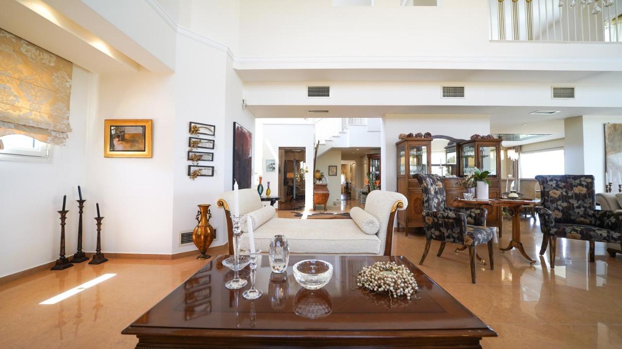 Luxury Villa Allure Dhafnes ภายนอก รูปภาพ
