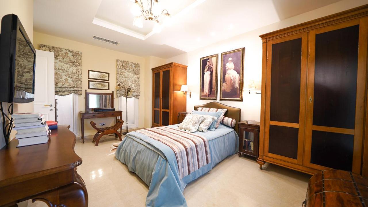 Luxury Villa Allure Dhafnes ภายนอก รูปภาพ